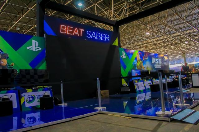 Cyber Arena VR